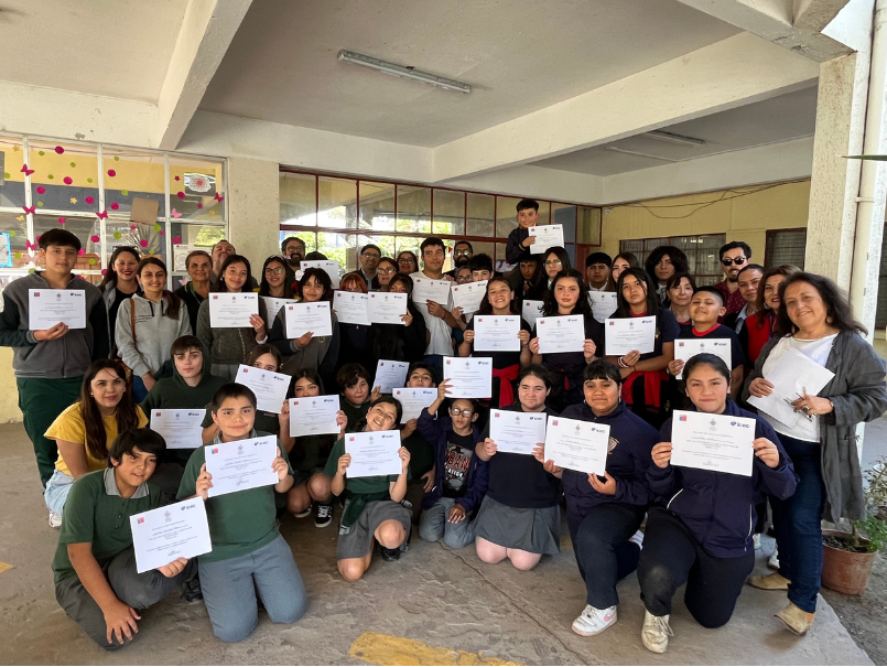 ICEC-PUCV realiza exitosas Muestras de Aprendizaje con más de 130 estudiantes y docentes de la región de Valparaíso